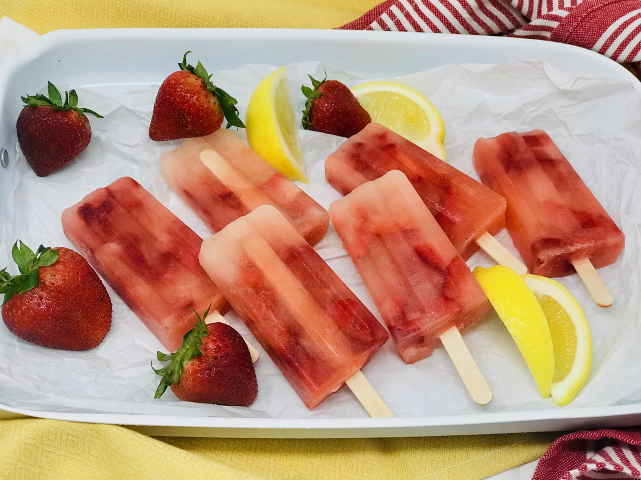 Easy Healthy Homemade Strawberry Lemonade Popsicles