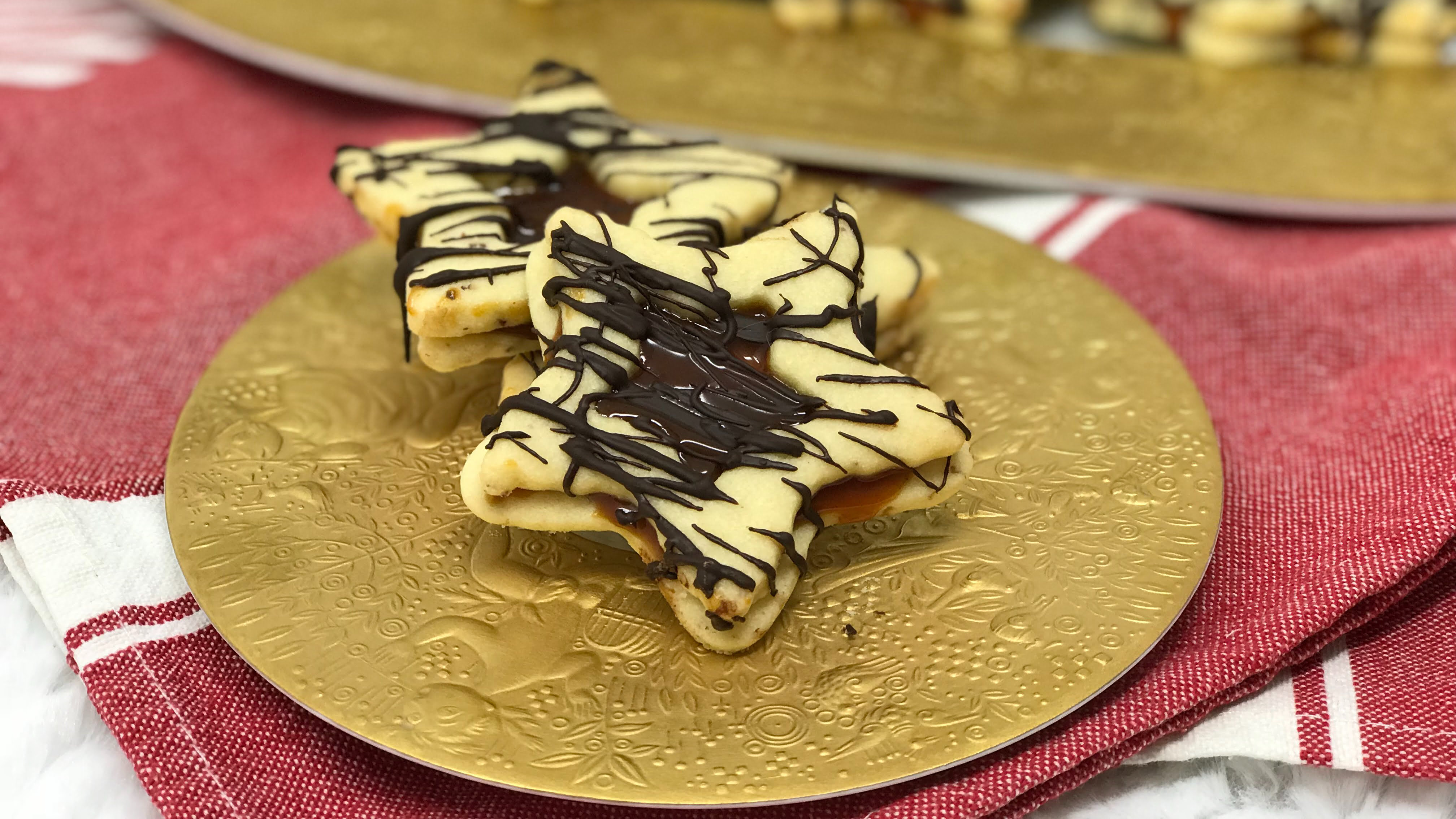 Chestnut Cookies With Salt Caramel Filling