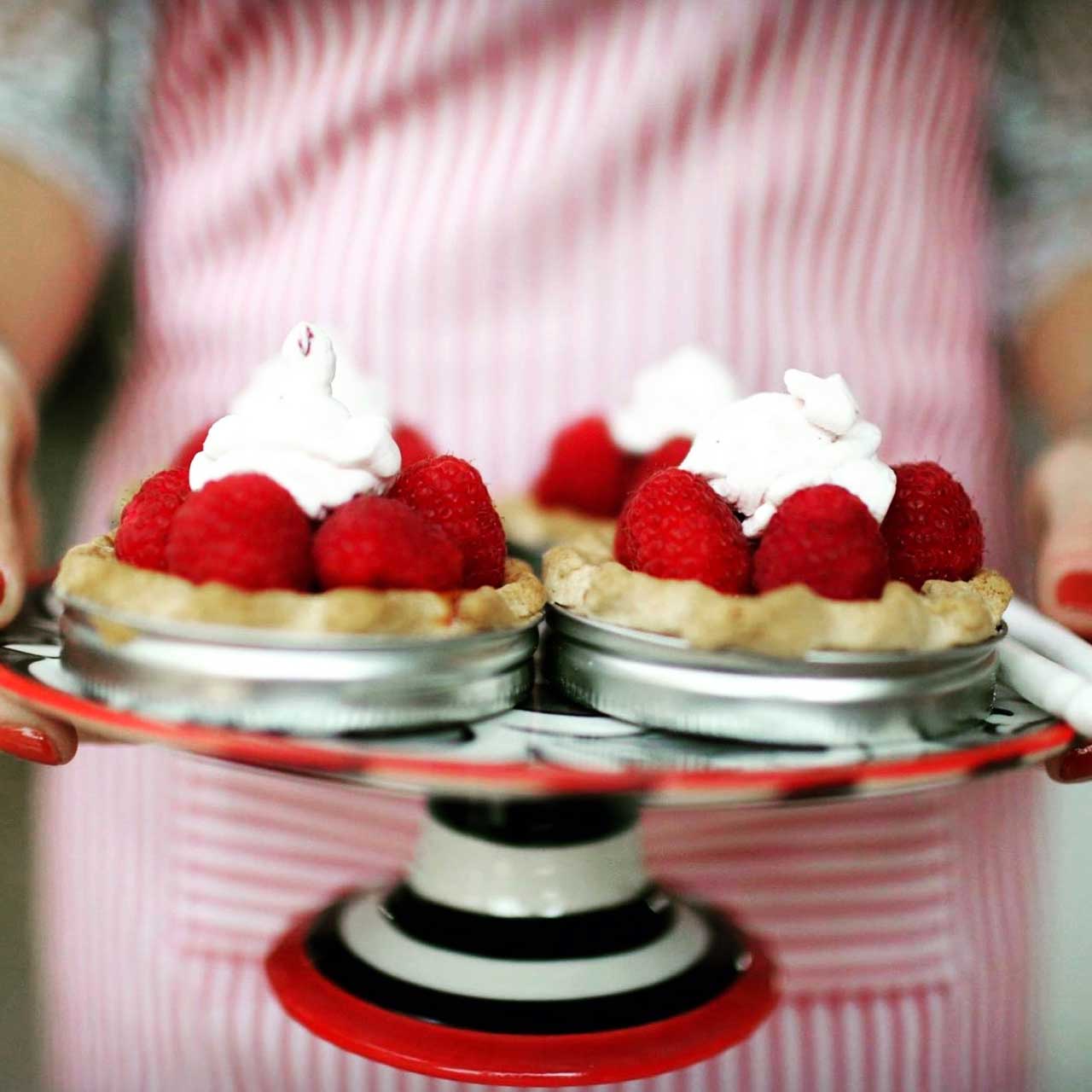 Quick custard raspberry tarts