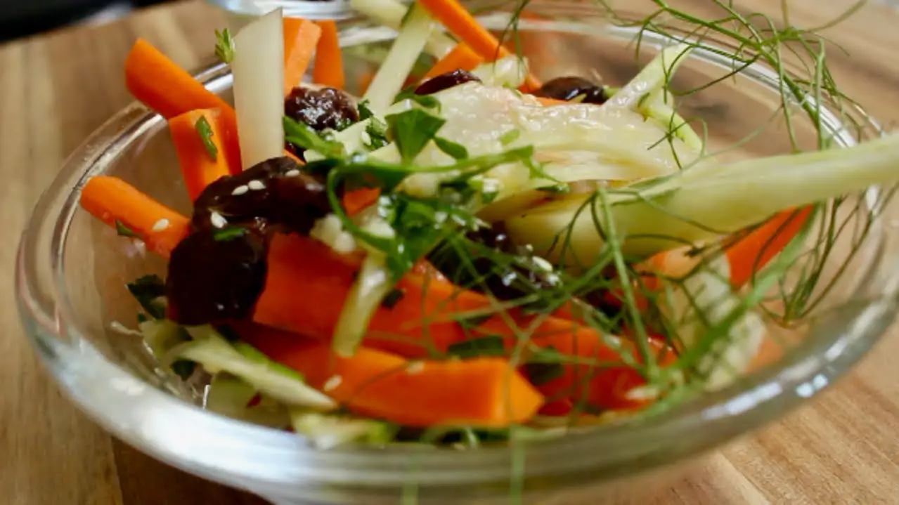 Garden Fennel Carrot Salad
