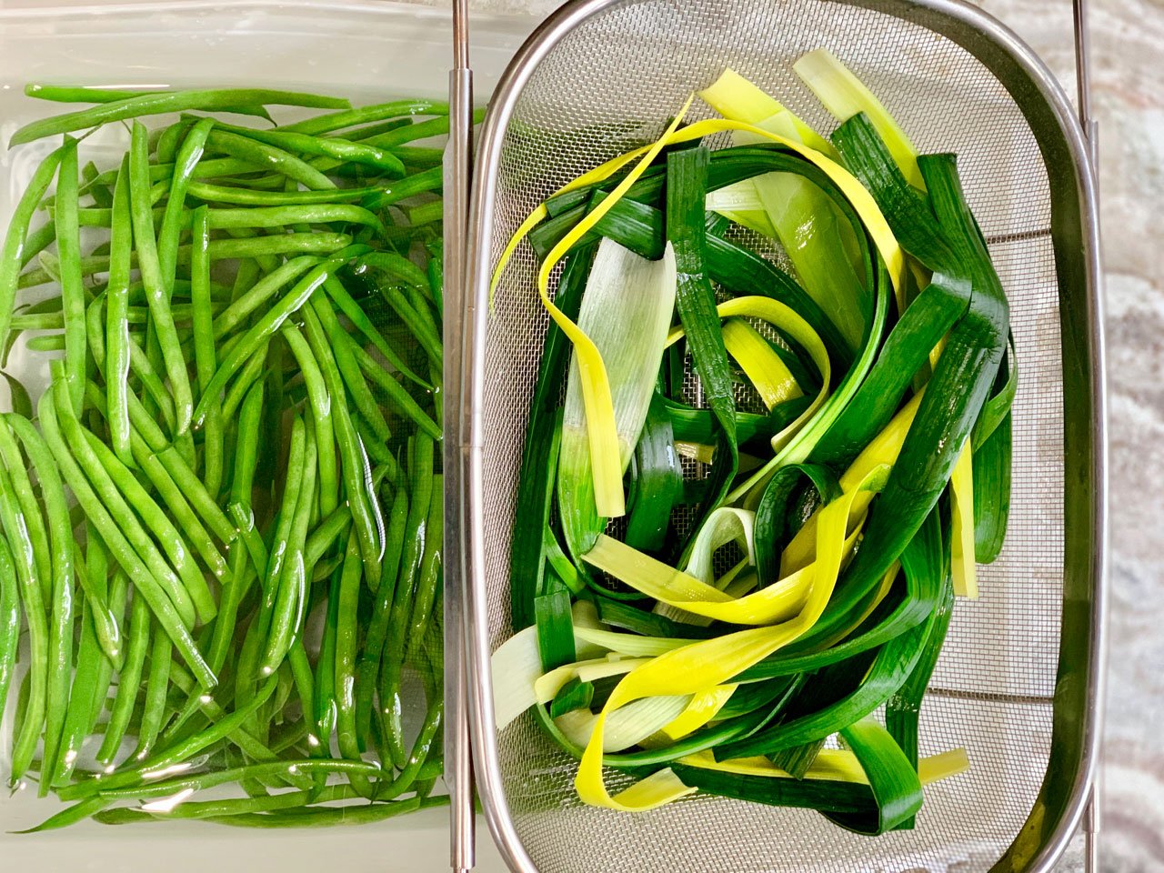 blanched green beans and leeks
