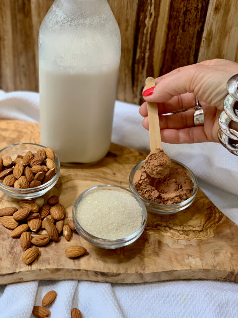 Chocolate Almond Milk Ingredients