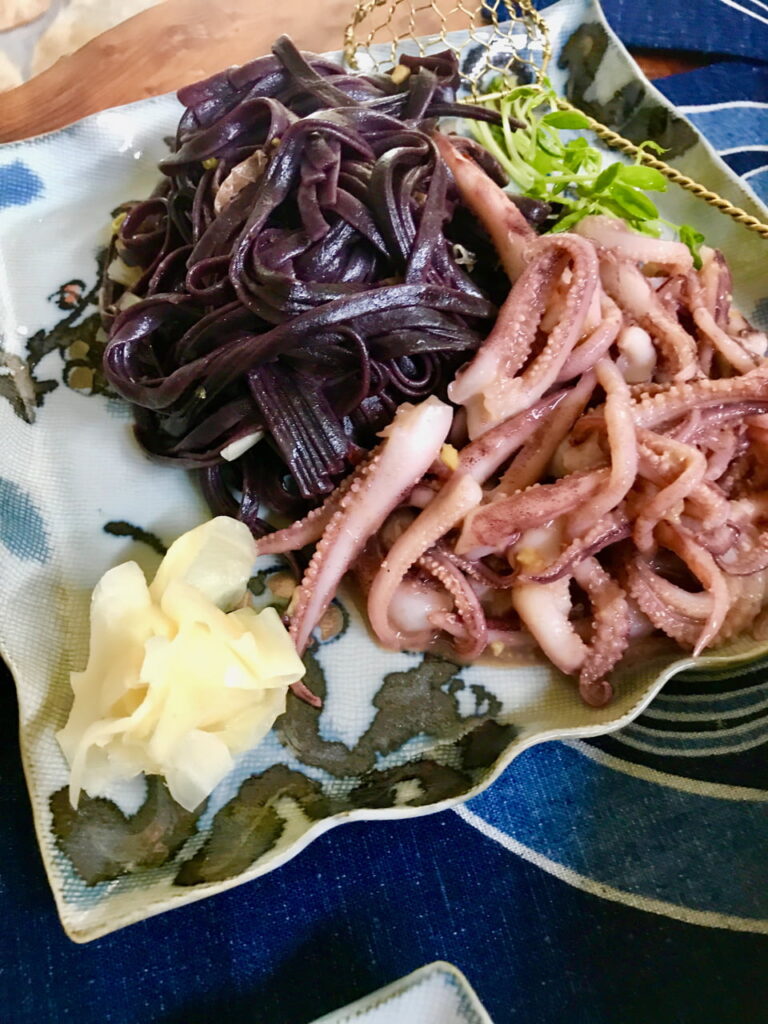 SQUID & INK NOODLES