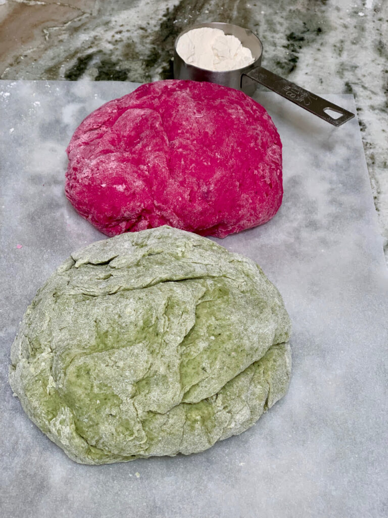 beet and spinach dough
