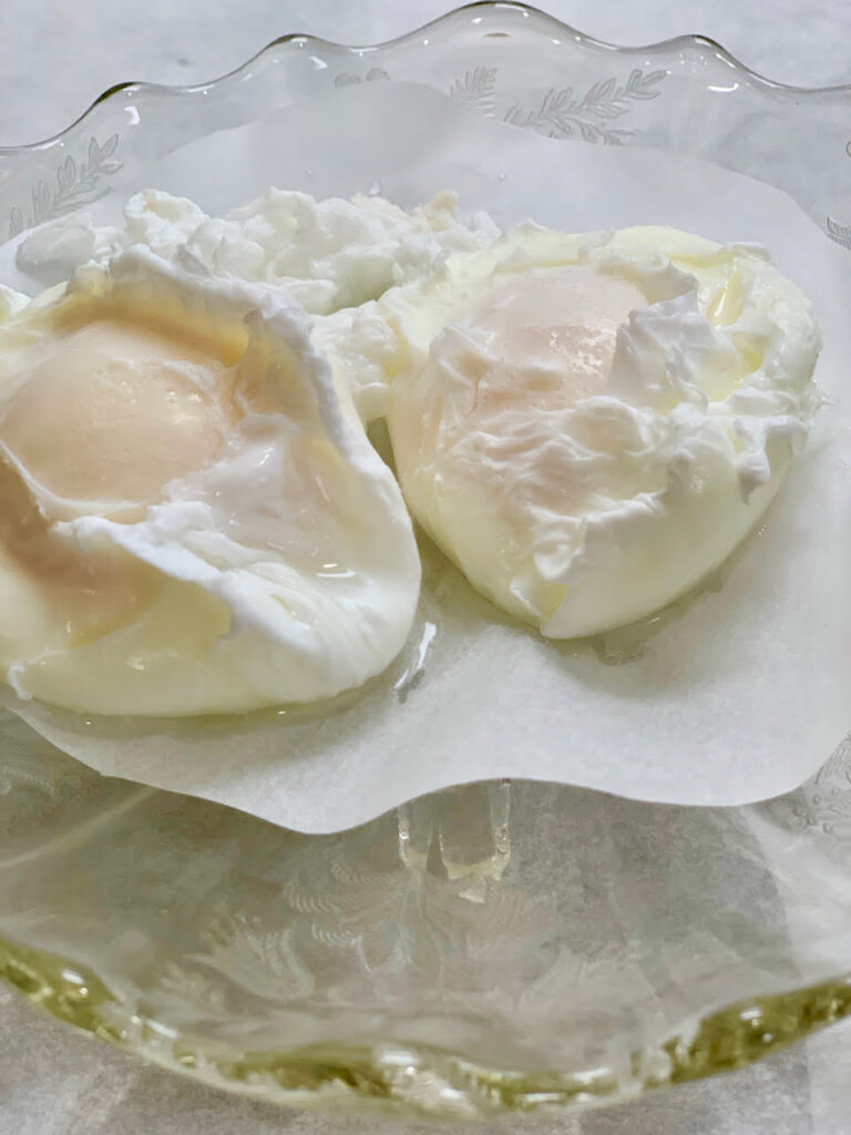Professionally poached eggs at home.