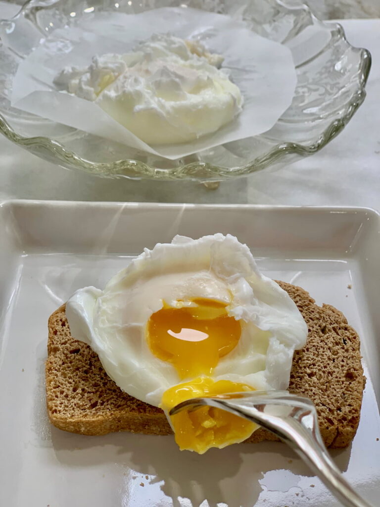 Perfectly poached eggs at home.