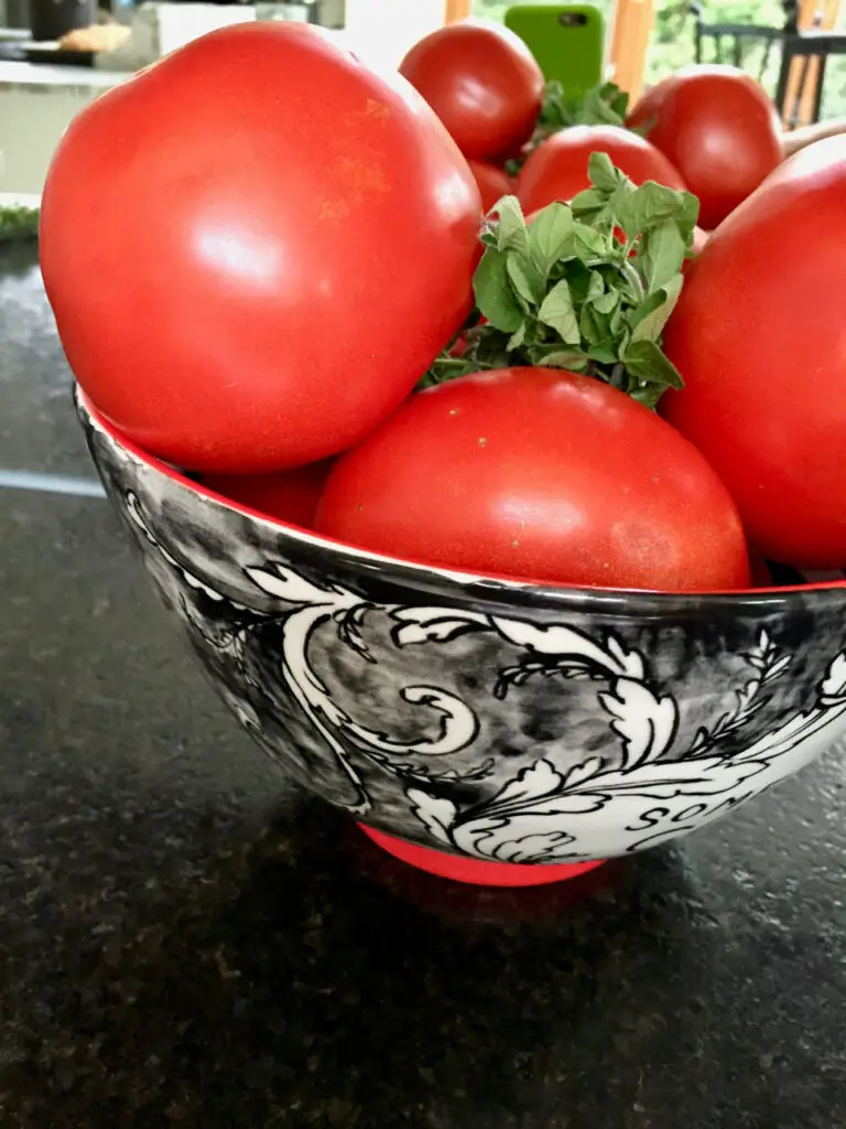 tomatoes don't need refrigeration