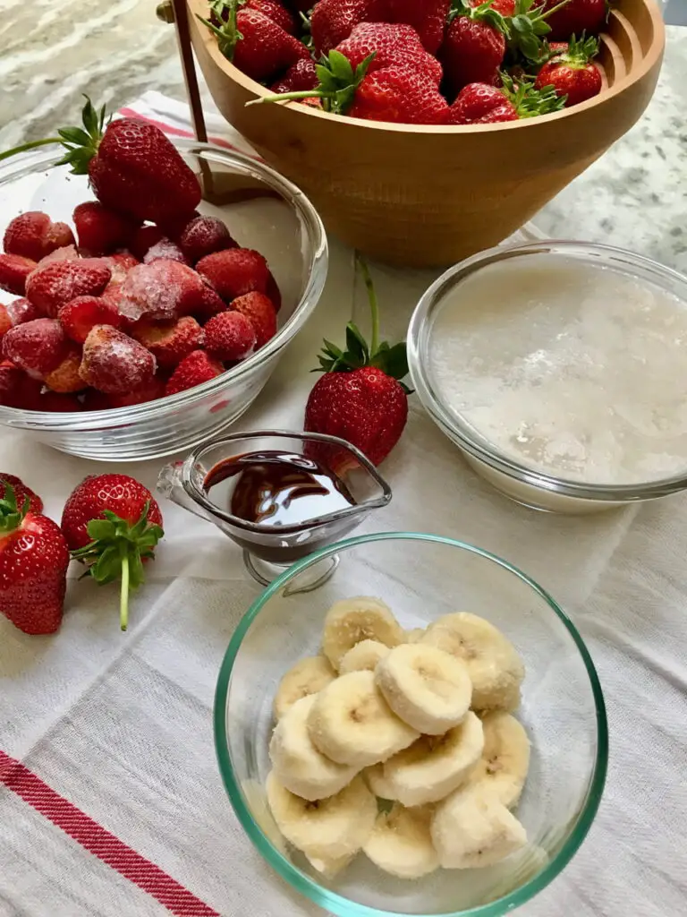 Strawberry and Banana Cream Filling