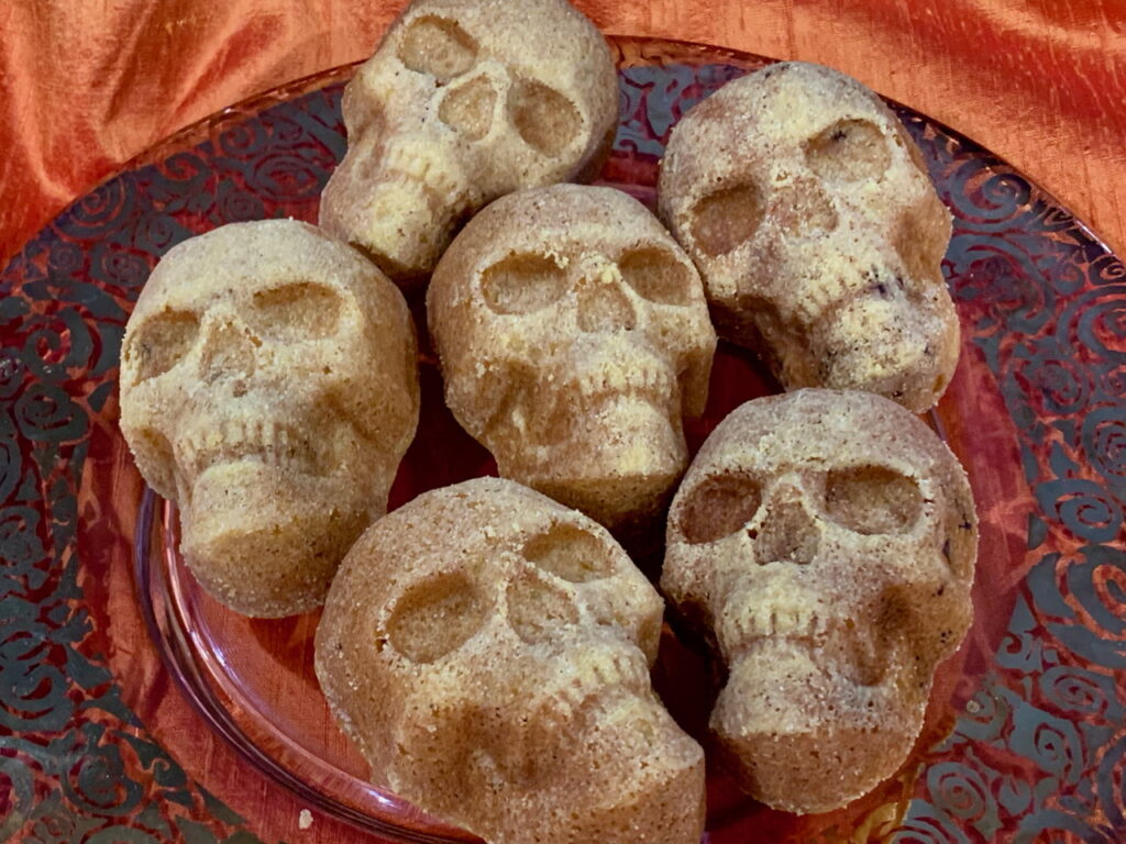 Pepper Bacon Cornbread Halloween Skulls