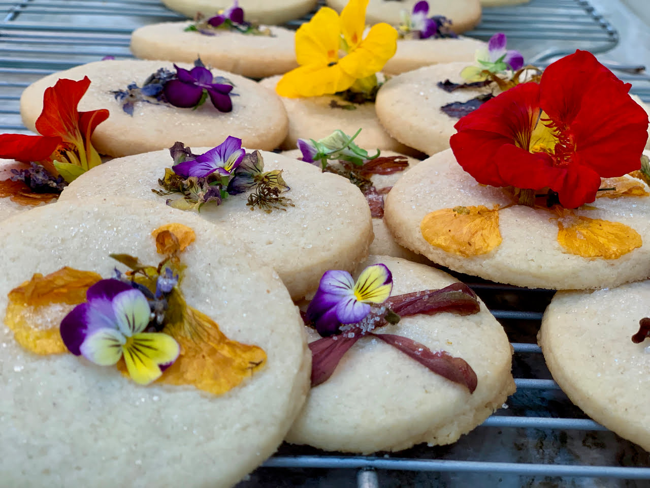 How To Make Edible Flower Shortbread Cookies
