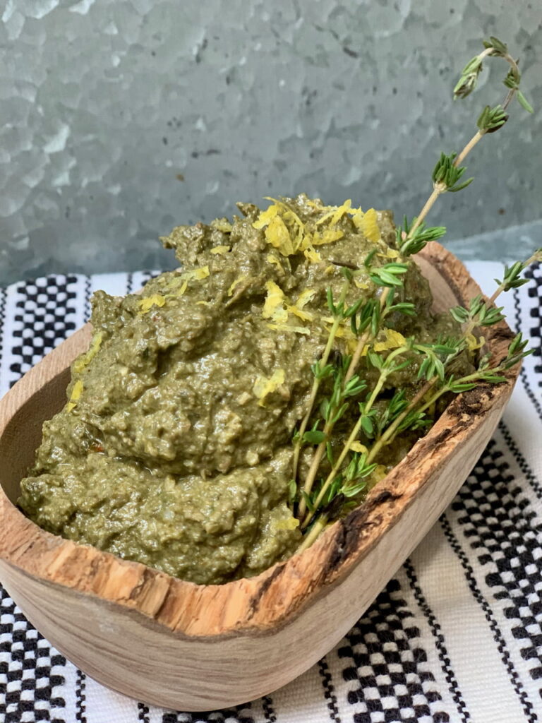 spinach walnut pesto