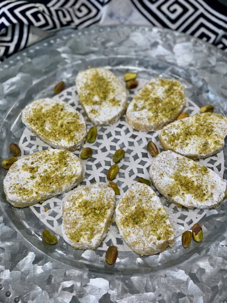 pistachio ouzo cookies