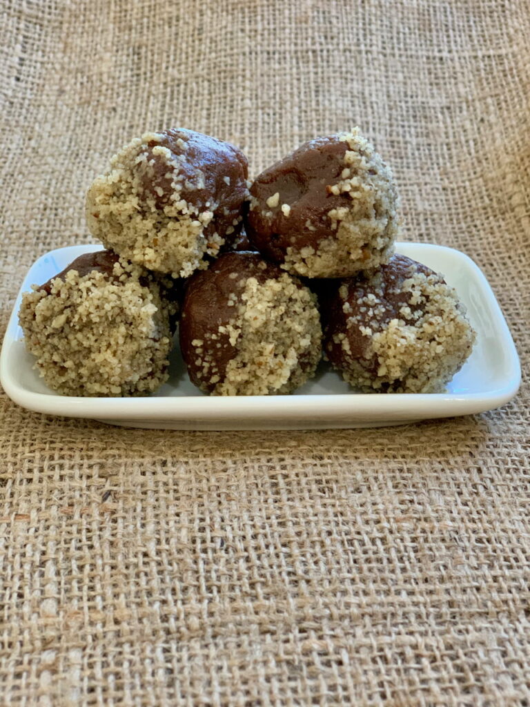 Cacao and Nuts Energy Balls