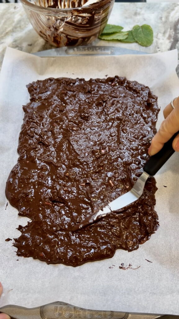 spread melted chocolate and peppermint candy canes