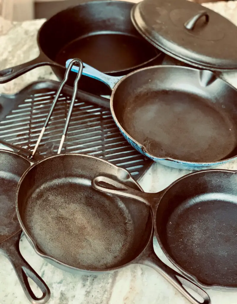 Individual Size Cast Iron Pans For An Impressive Shakshuka Brunch