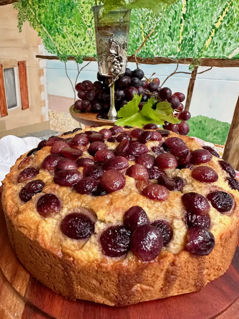 A Rustic Celebration Cake For Grape Harvest Season