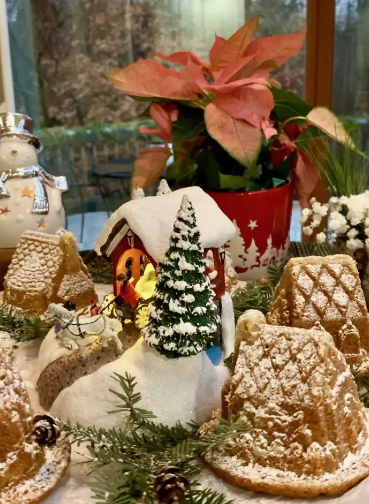 Christmas Snowy Village Cakes
