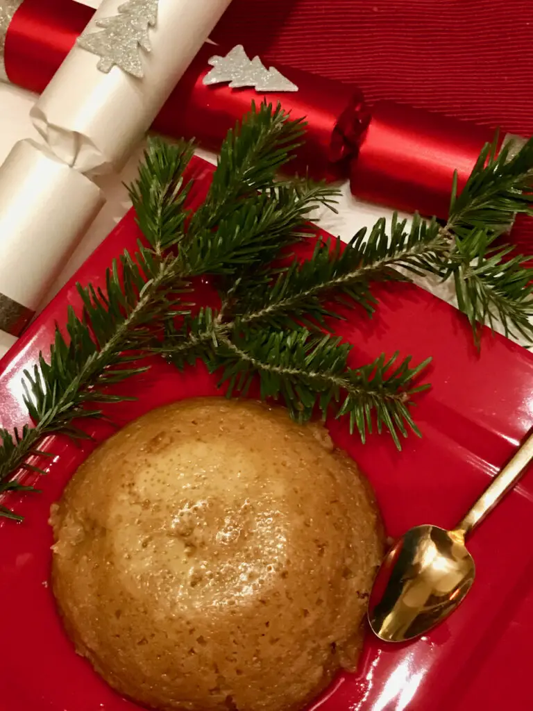 Steamed Persimmon Christmas Pudding
