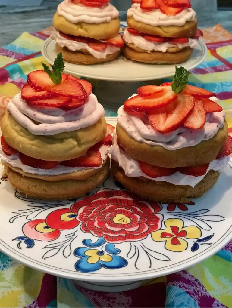 Strawberry Shortcakes With Strawberry Rhubarb Ice Cream