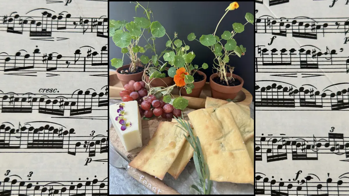 Carta Di Musica Bread-Crackers With Herbs