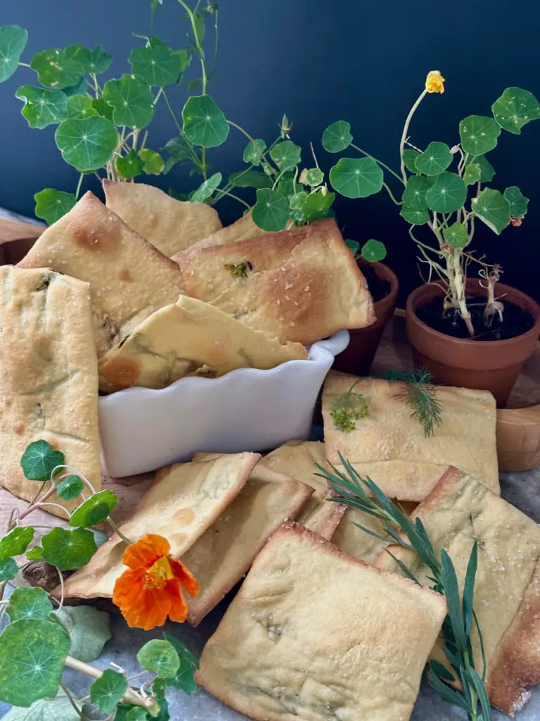 Carta Di Musica Bread-Crackers With Herbs And Edible Flowers