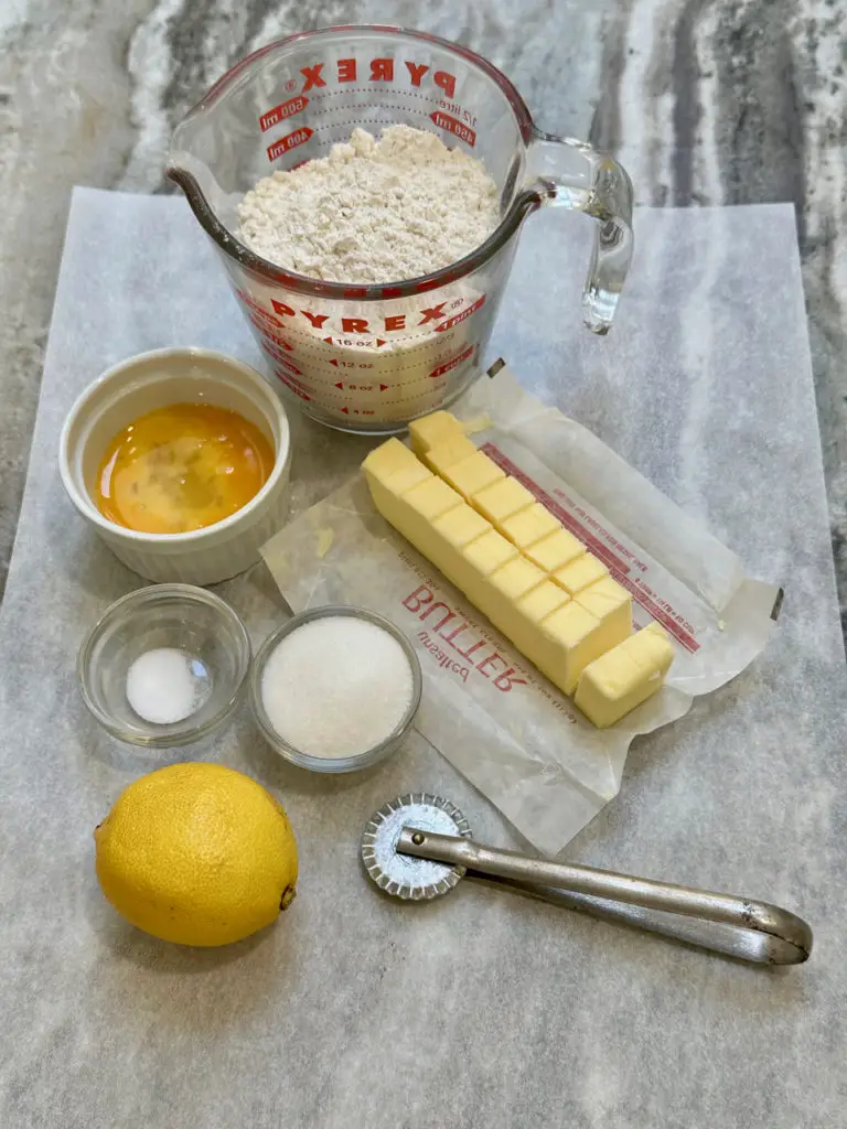 White Potato Pie Crust Ingredients