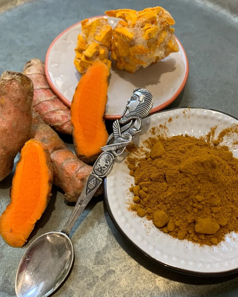 Fresh Raw Turmeric Root Is More Potent For Wellness Than Dried Turmeric Powder