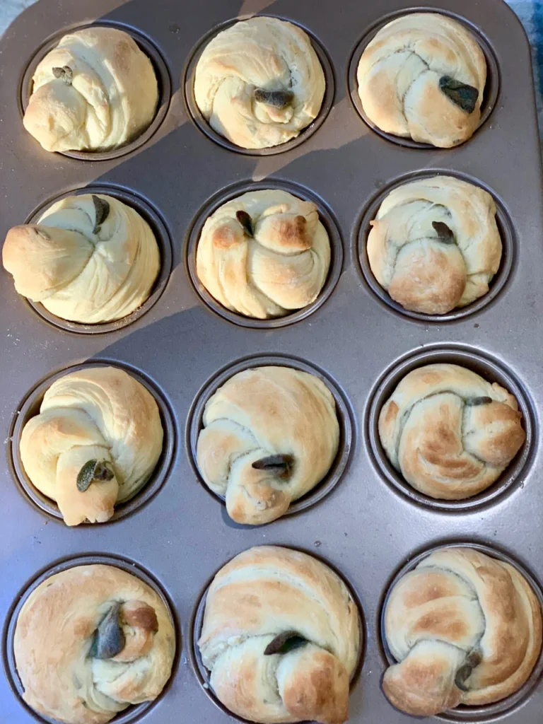 Muffin Tins Help Form The Perfect Shape For The Rolls