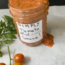 Simple 15-Minute Tomato Sauce from Fresh Tomatoes