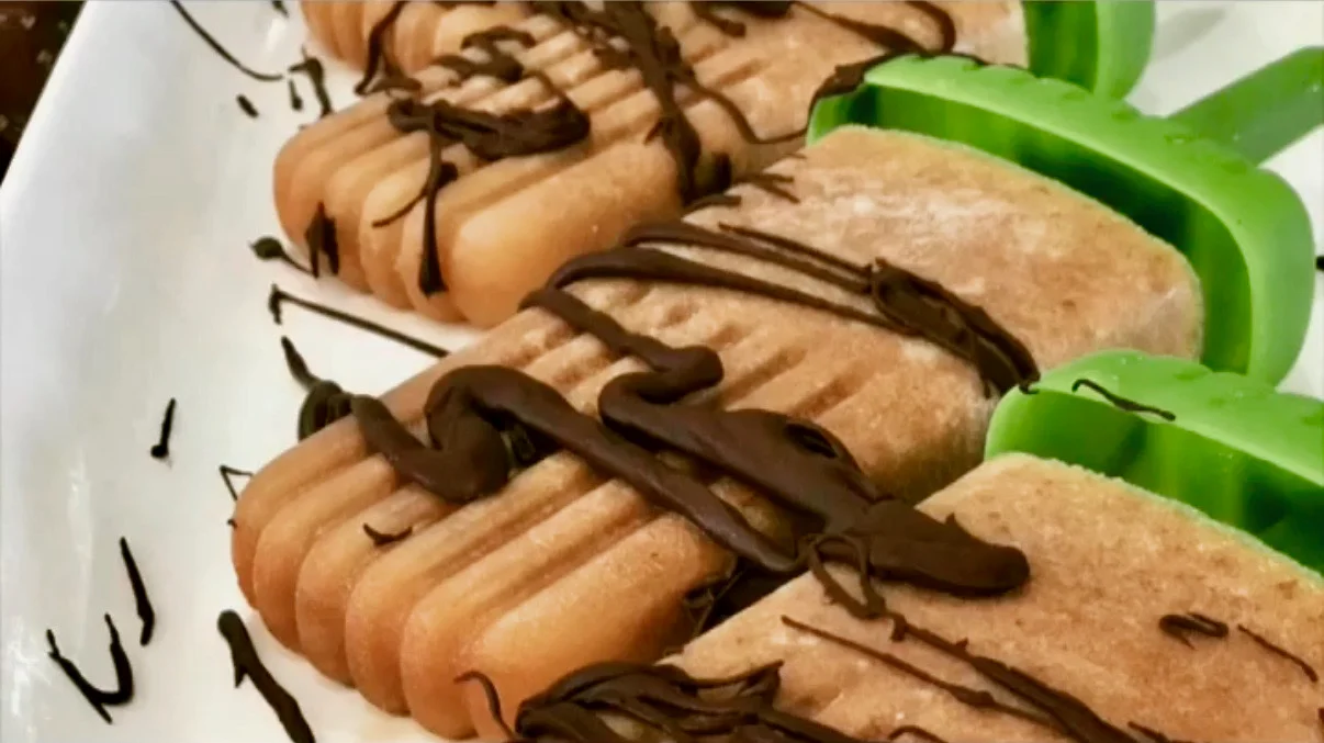 Frozen Coffee Chocolate Popsicles (Creamy Summer Pick-Me-Up)